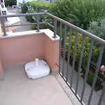In With Balcony, Air Conditioning, Wifi Sukosan