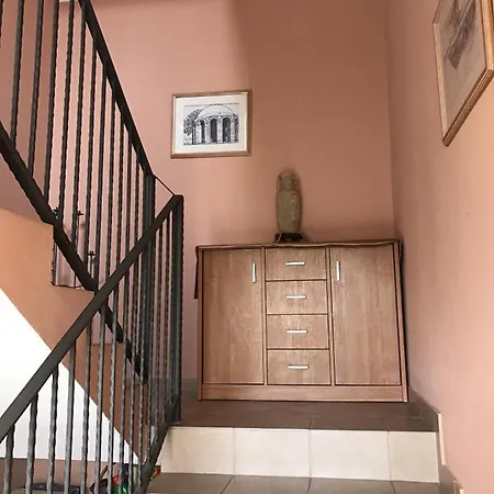 Apartmán In With Balcony, Air Conditioning, Wifi