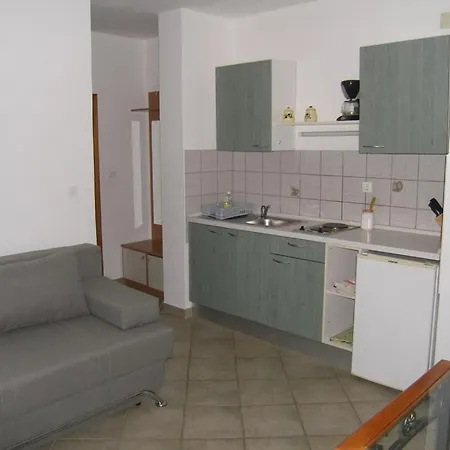 In With Balcony, Air Conditioning, Wifi * Sukošan