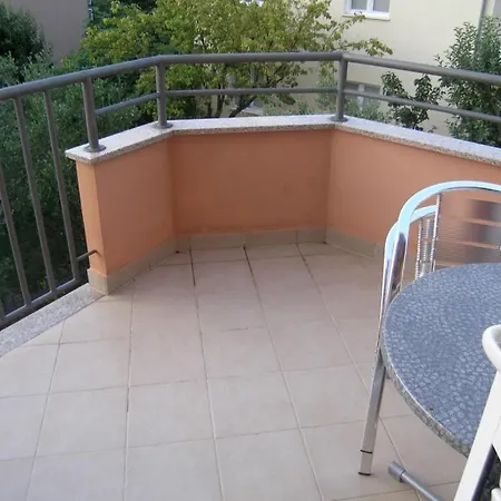In With Balcony, Air Conditioning, Wifi Sukošan
