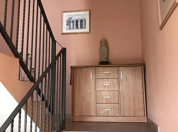 Apartman In With Balcony, Air Conditioning, Wifi