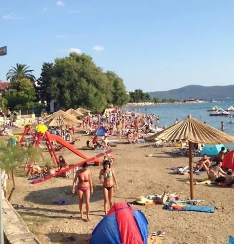 Apartman In With Balcony, Air Conditioning, Wifi