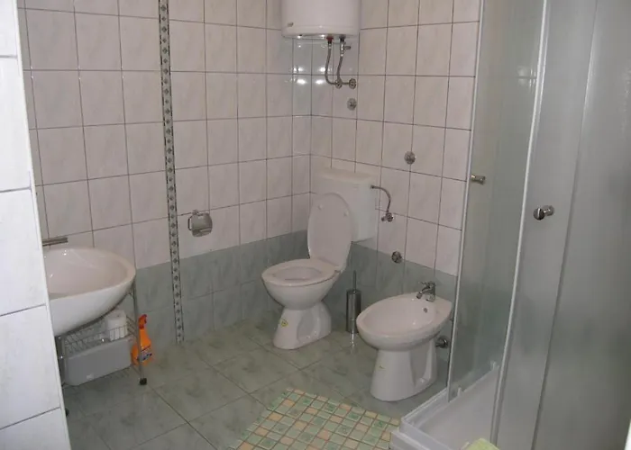 In With Balcony, Air Conditioning, Wifi *